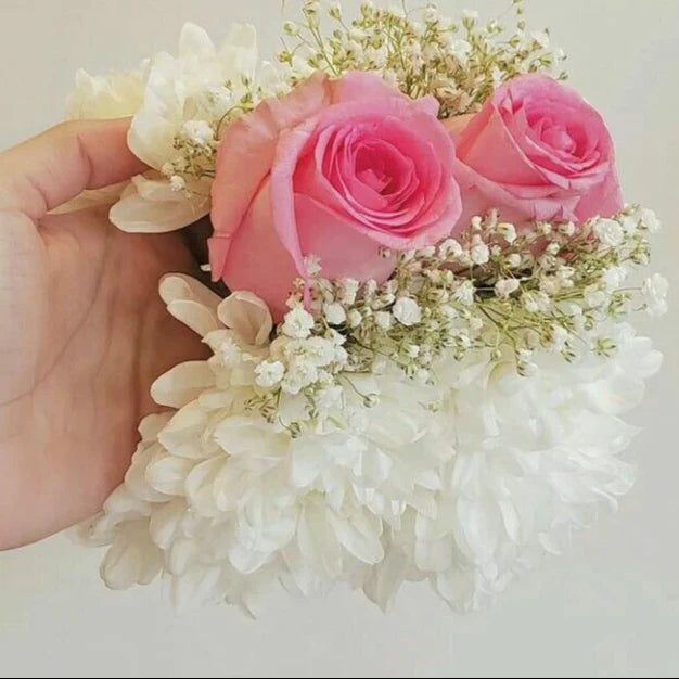 Pink Fresh, bright flowers Gajray