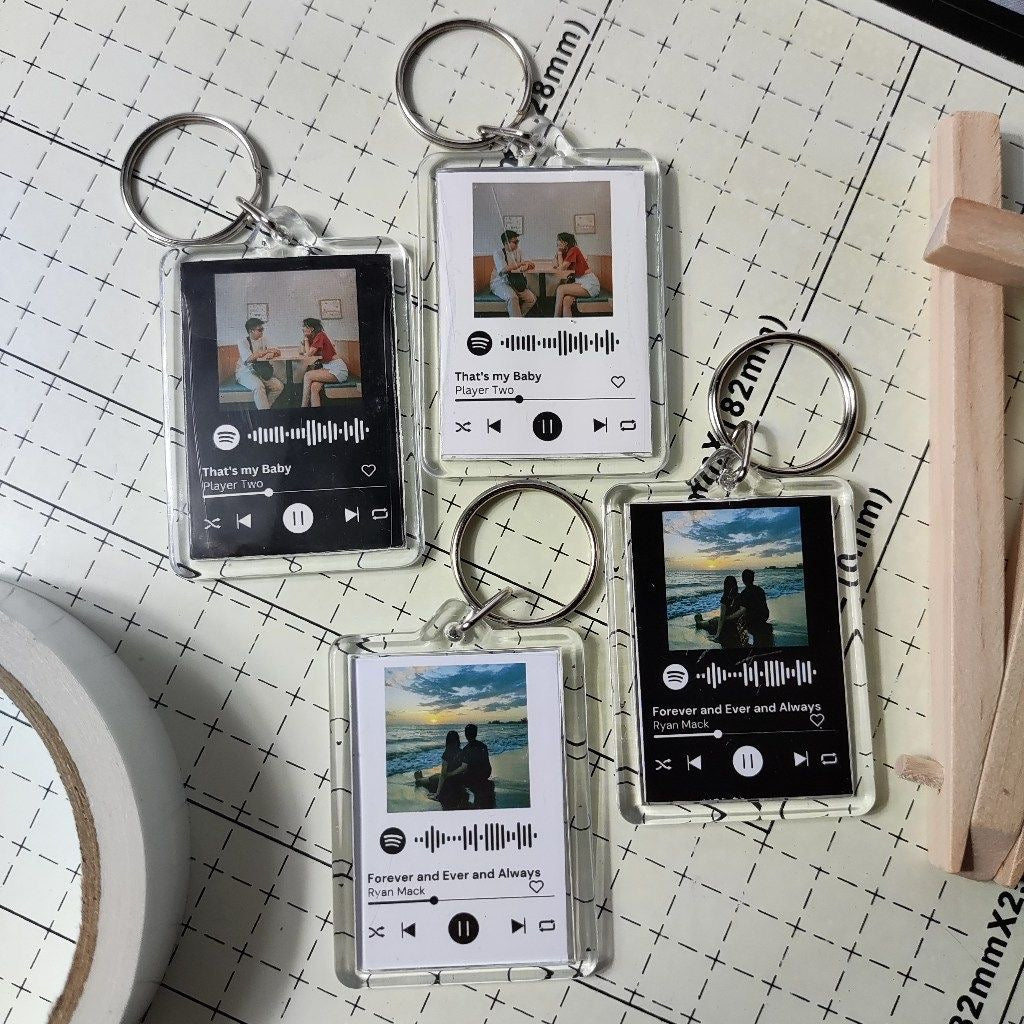 Personalized Spotify Photo Acrylic Keychain