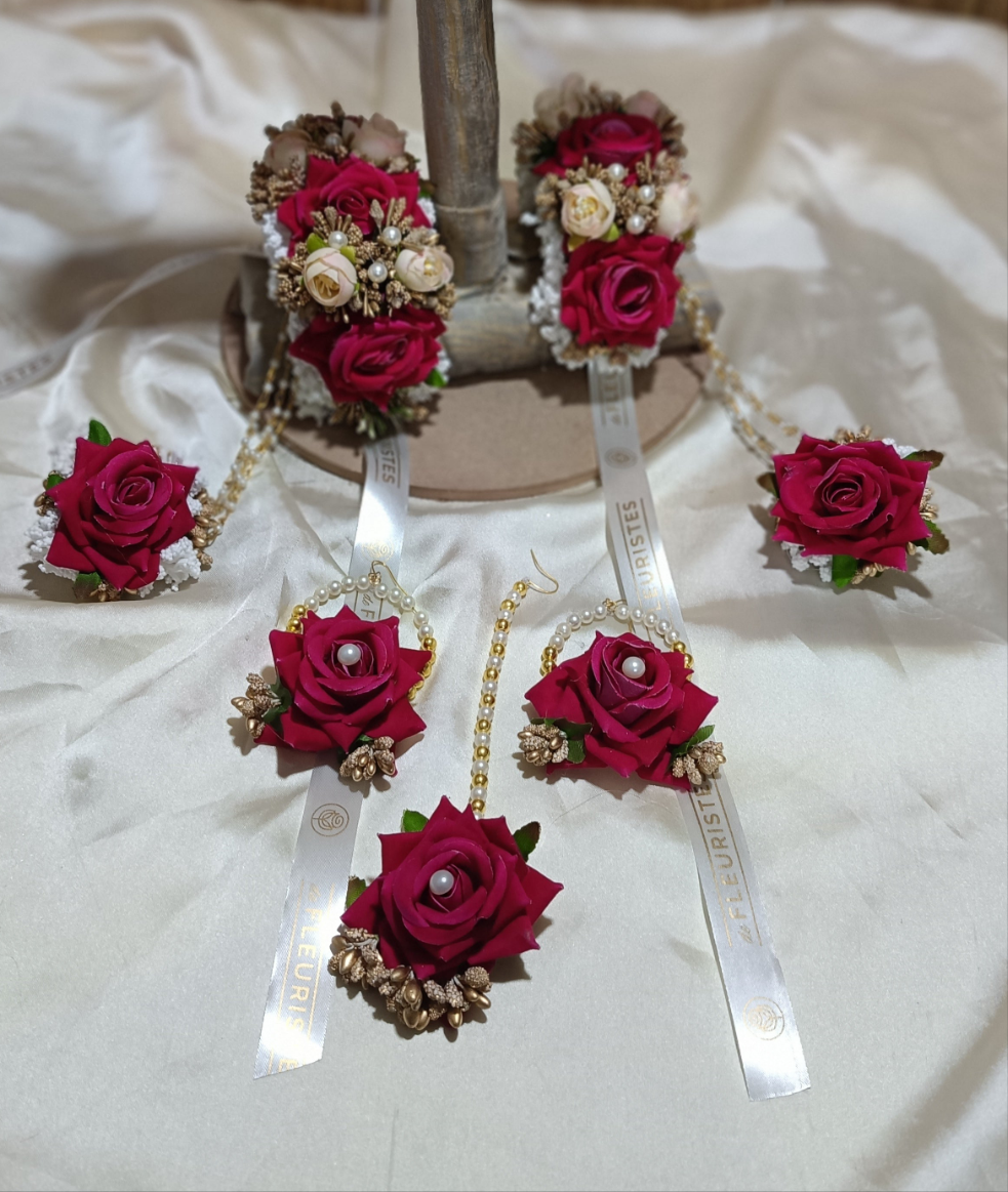 Maroon Rose Floral Haath Phool & Jhumka Set with Pearl Accents