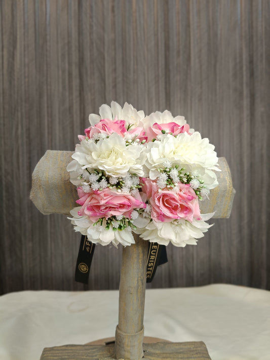 Elegant Pink Rose & White Mum Floral Hair Gadjra