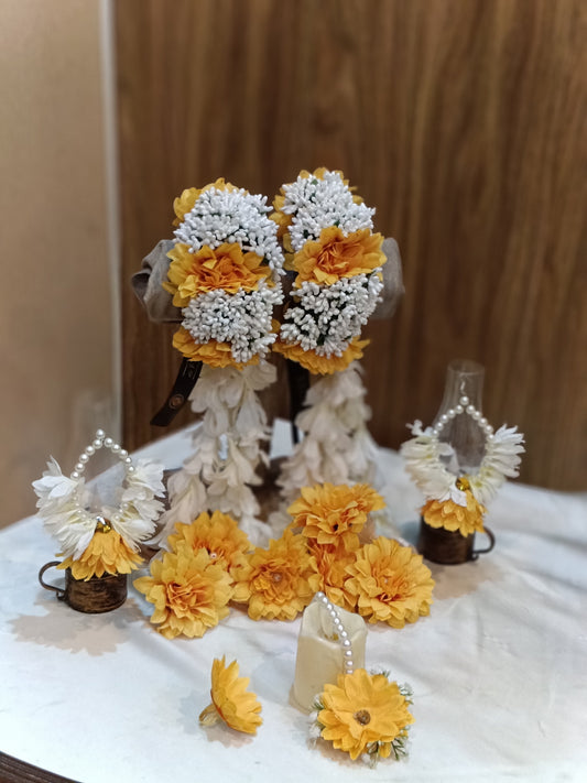 Yellow & White Floral Jewelry Set – Traditional Mayon & Mehndi Flower Jewelry
