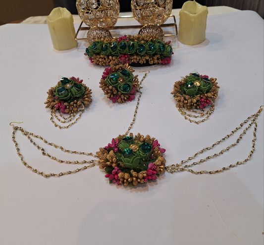 Green and Gold Floral Jewellery Set with Pearl Accents