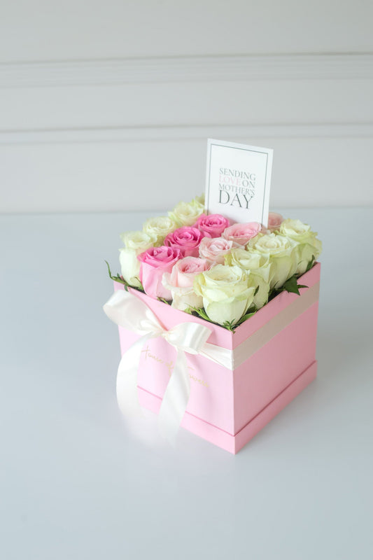 Elegant Pink and White Rose Box for Mother’s Day