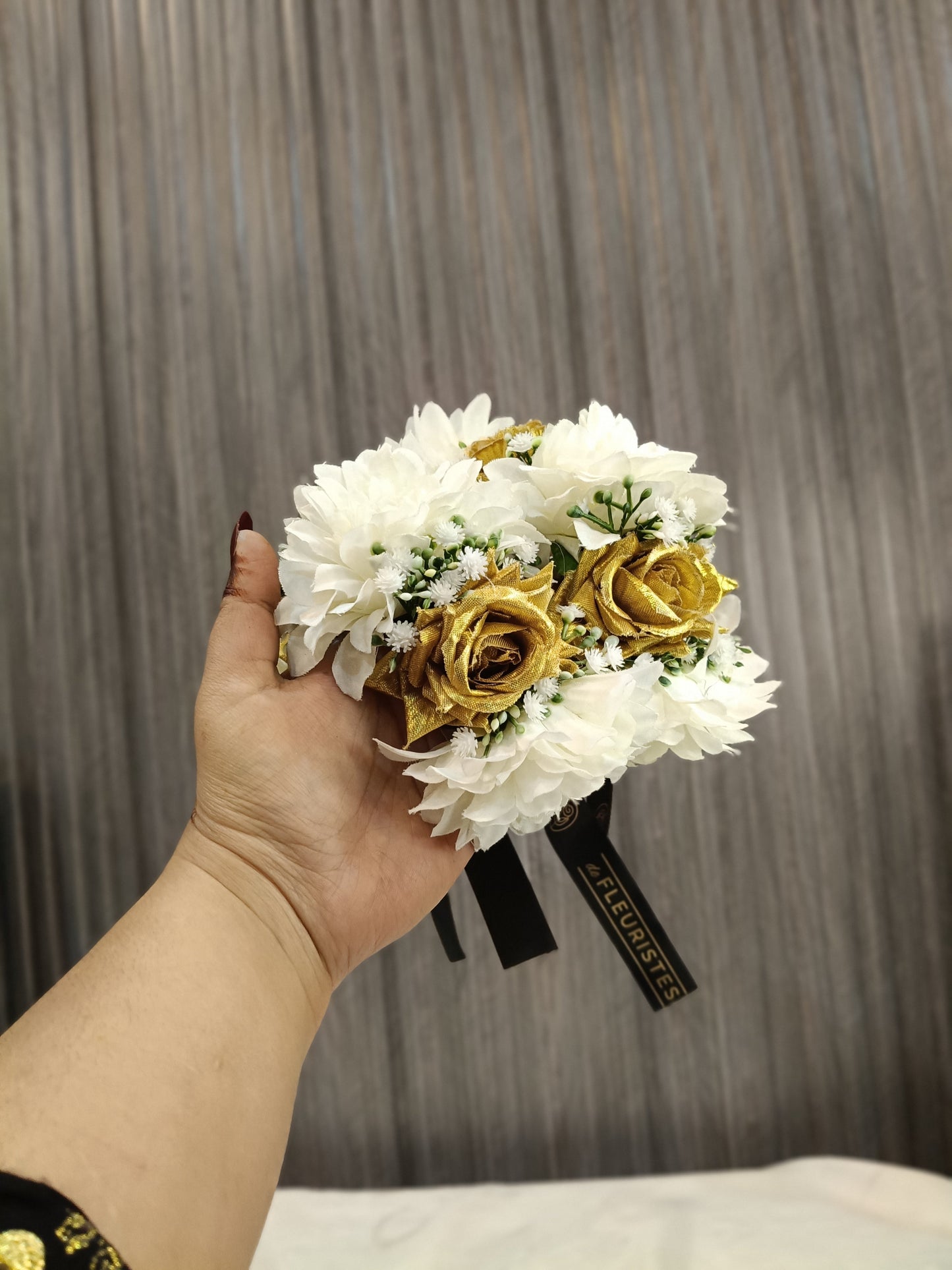 Yellow Rose & White Chrysanthemum Floral Bangles (Gajray)