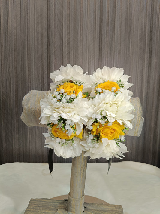Yellow Rose & White Chrysanthemum Floral Bangles (Gajray)