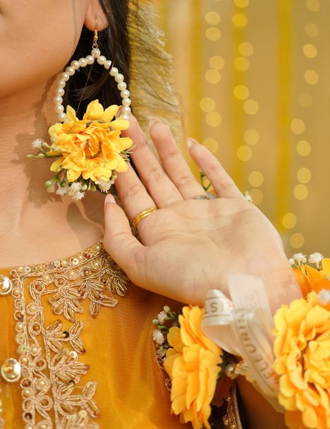 Handcrafted Yellow Floral Jewelry Set with Pearl Accents