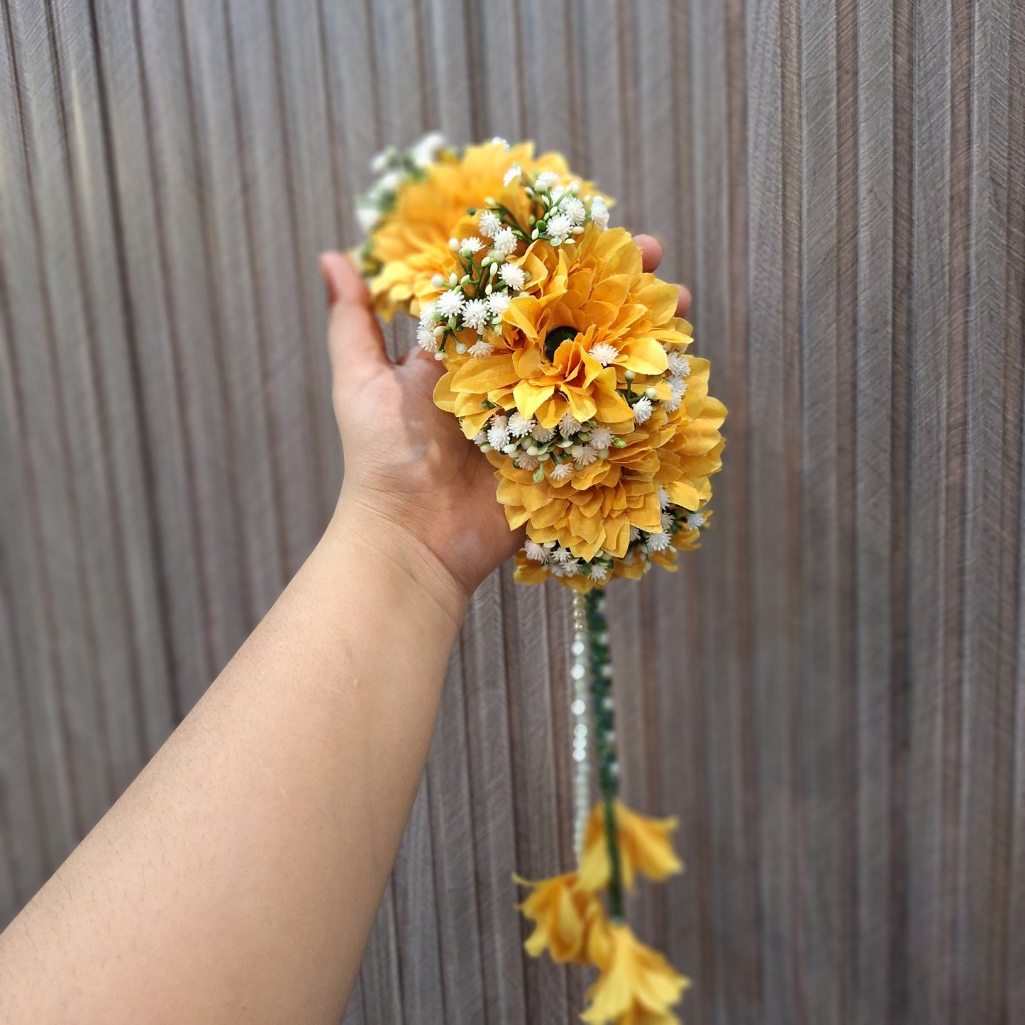 Yellow Floral Jewellery Set with Pearl Accents and Green Centers