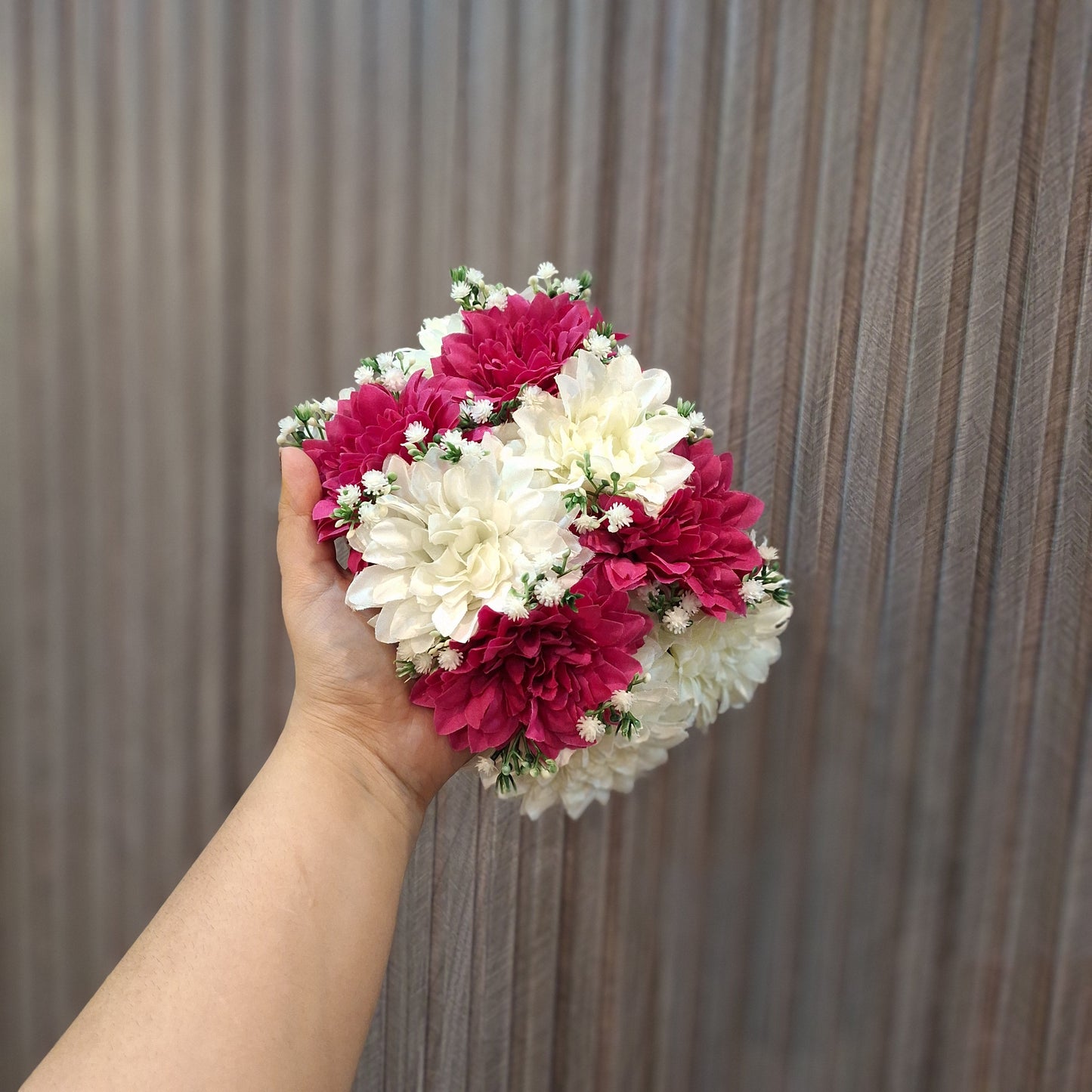 Elegant Magenta & White Chrysanthemum Gajra/Wristlet