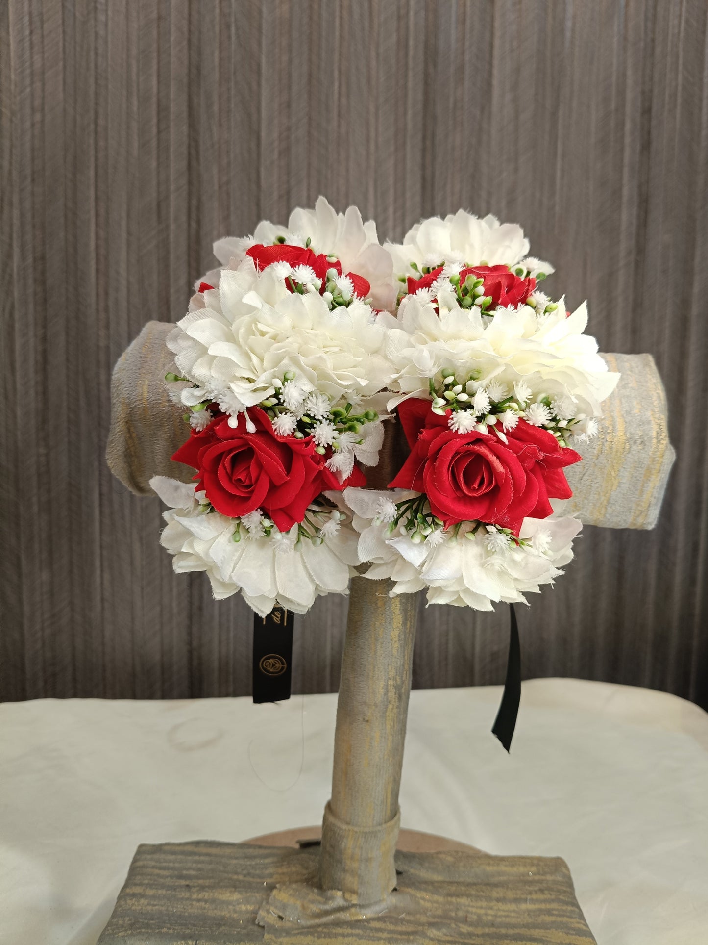 Yellow Rose & White Chrysanthemum Floral Bangles (Gajray)