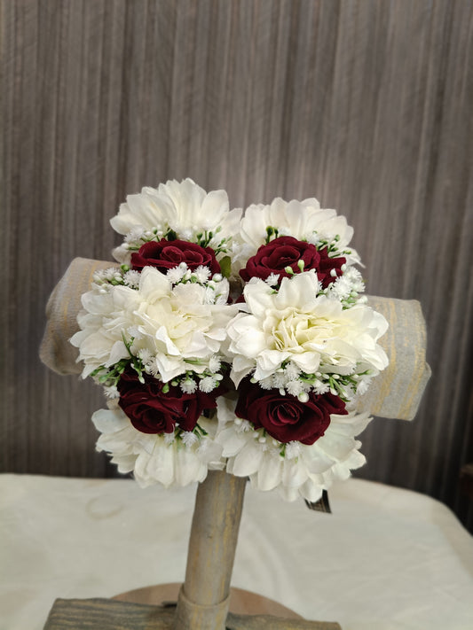 Maroon & White Floral Gajray – Pair of Traditional Flower Bangles