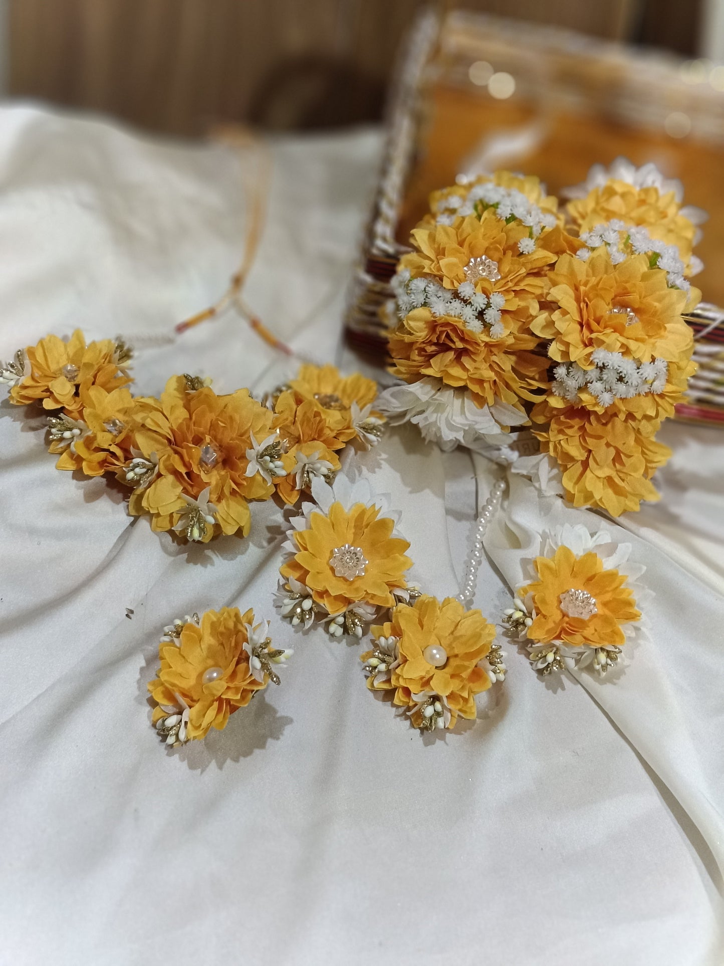 Elegant Yellow Floral Jewelry Set with Pearl Accents