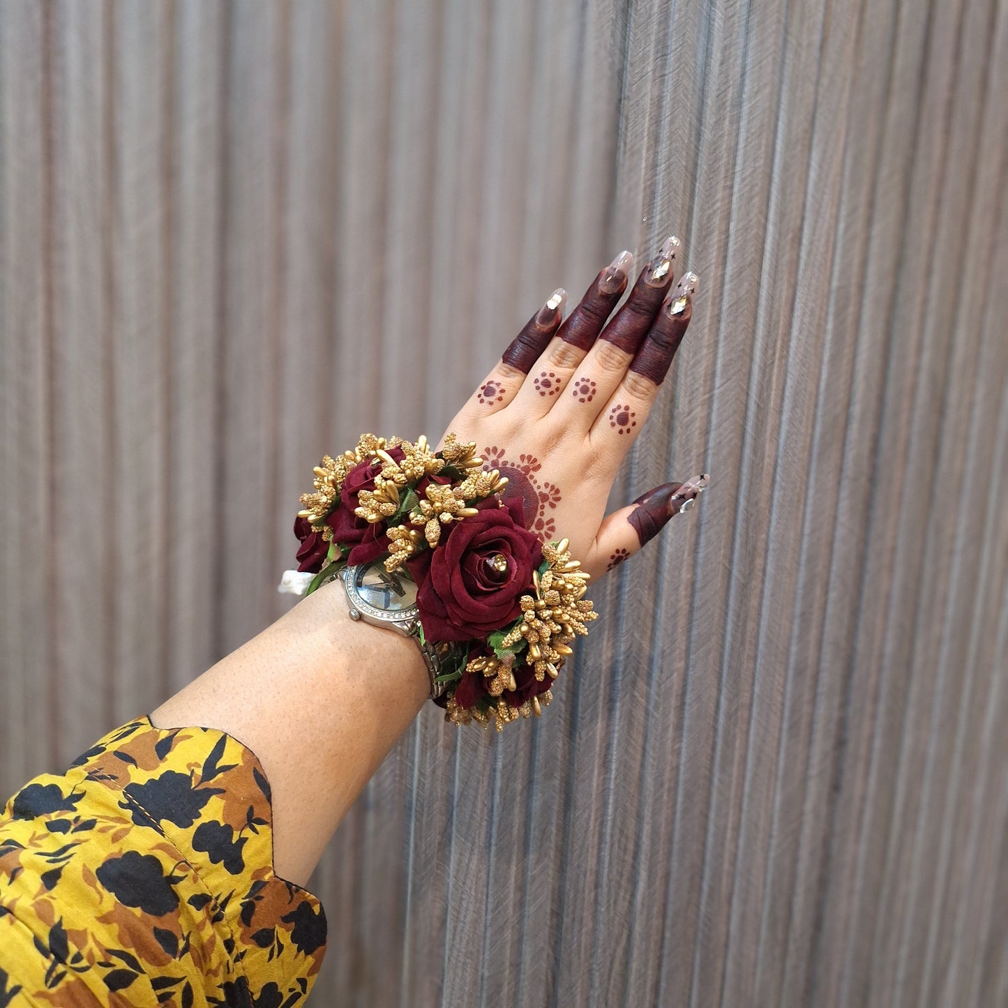 Maroon Rose Floral Bangle (Gajra) with Golden Accents