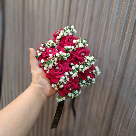 Deep Red Velvet Rose Hand Bouquet with Baby’s Breath