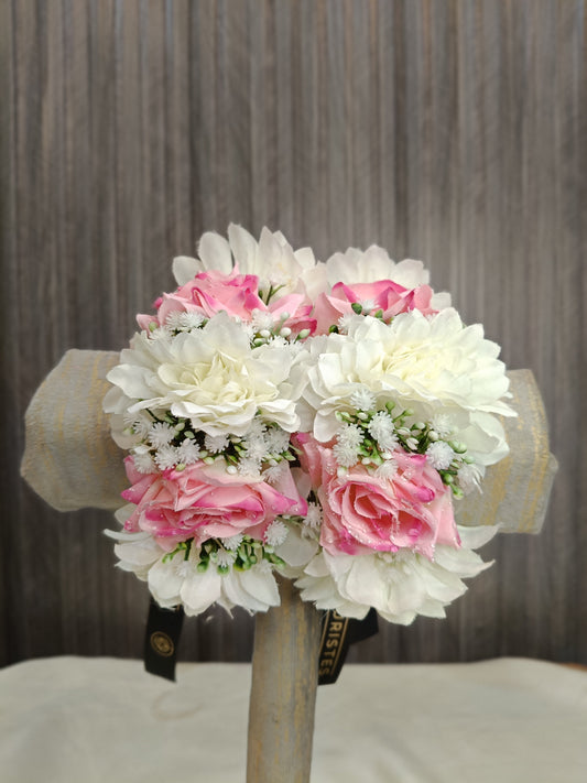 Elegant Pink Rose & White Mum Floral Hair Gadjra
