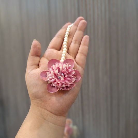 Premium Mauve & Dusty Rose Floral Jewellery Set – Handcrafted Gajray, Earrings, Maang Tikka & Ring