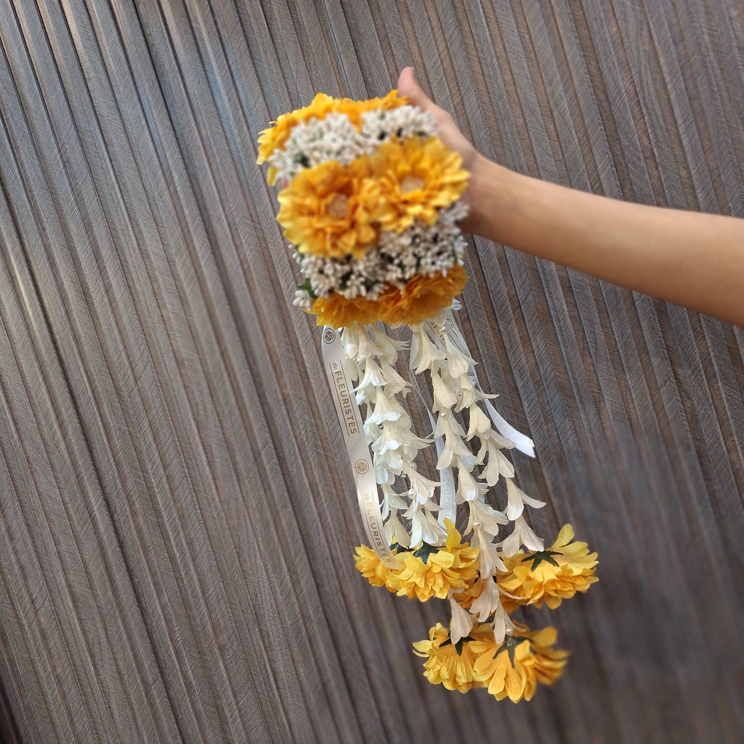 Elegant Marigold & Jasmine Floral Garland (Gajra Set)