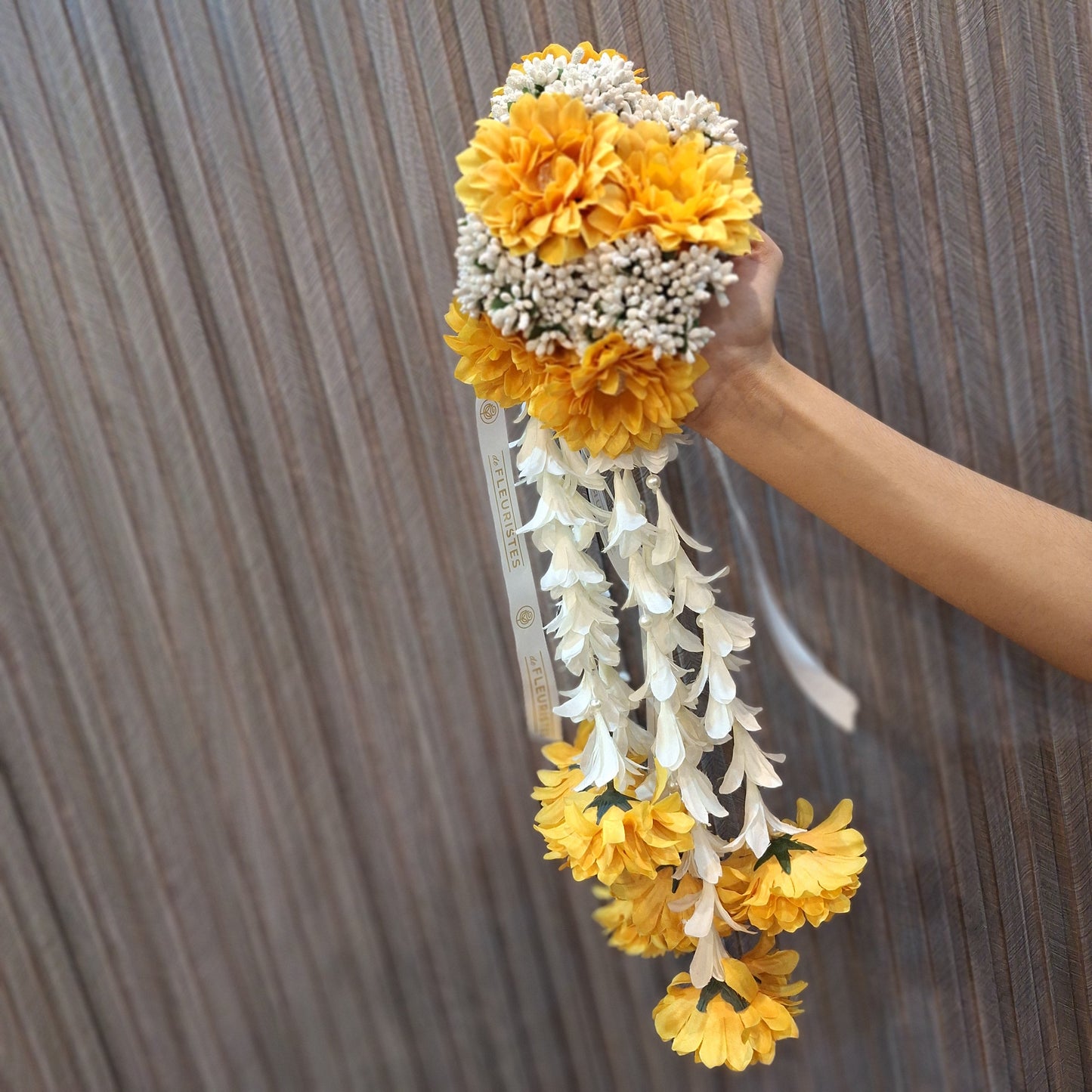 Elegant Marigold & Jasmine Floral Garland (Gajra Set)