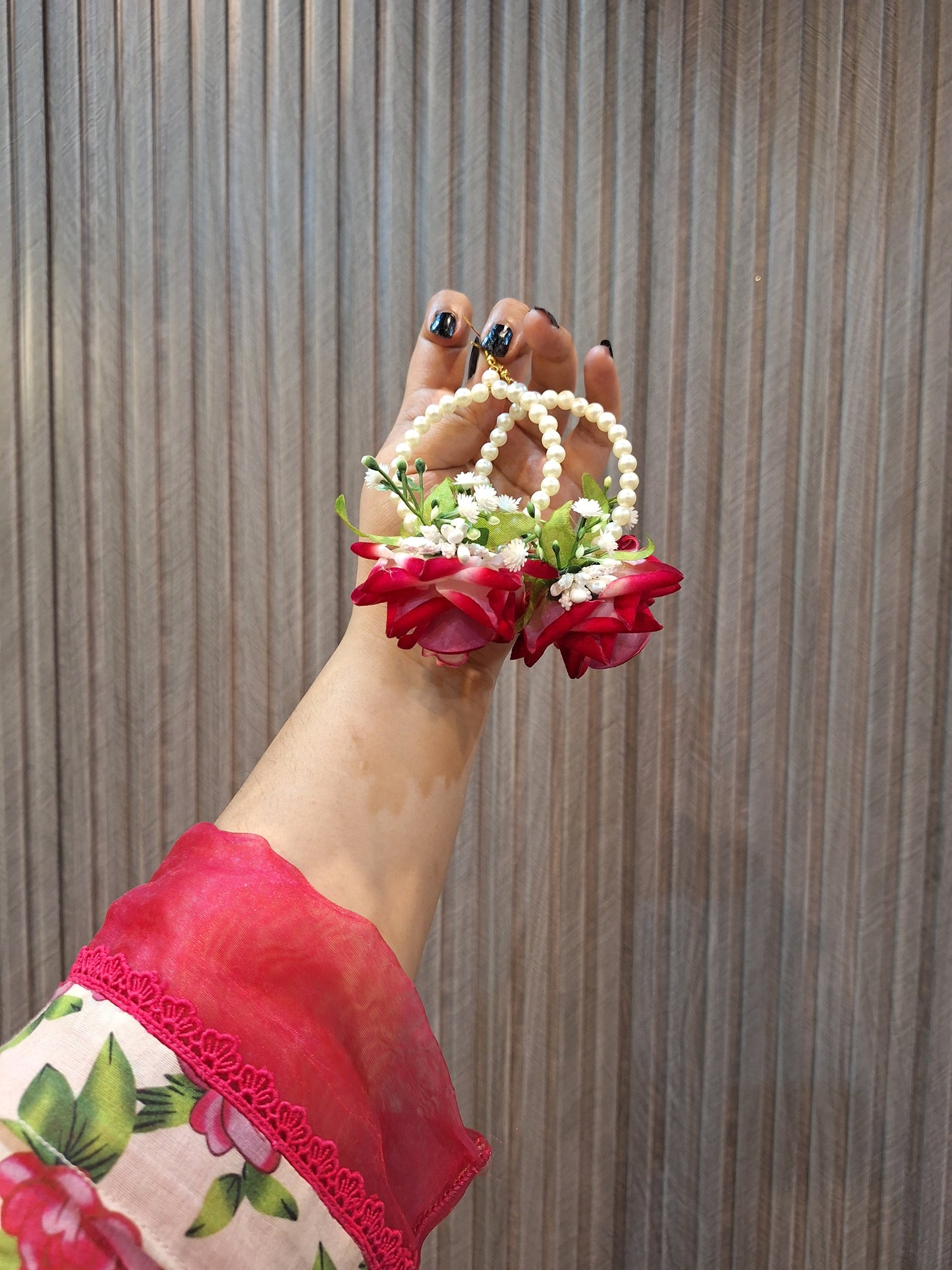 Handcrafted Floral Jewelry Set with Pink Roses and Pearl Accents