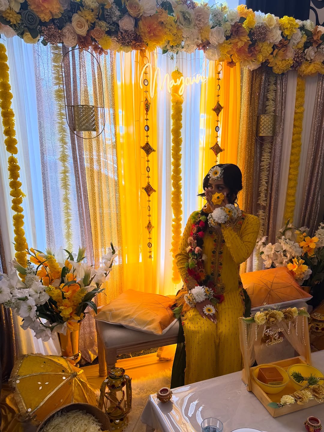 Bridal Mayun Set – Fresh White & Yellow Floral Jewelry