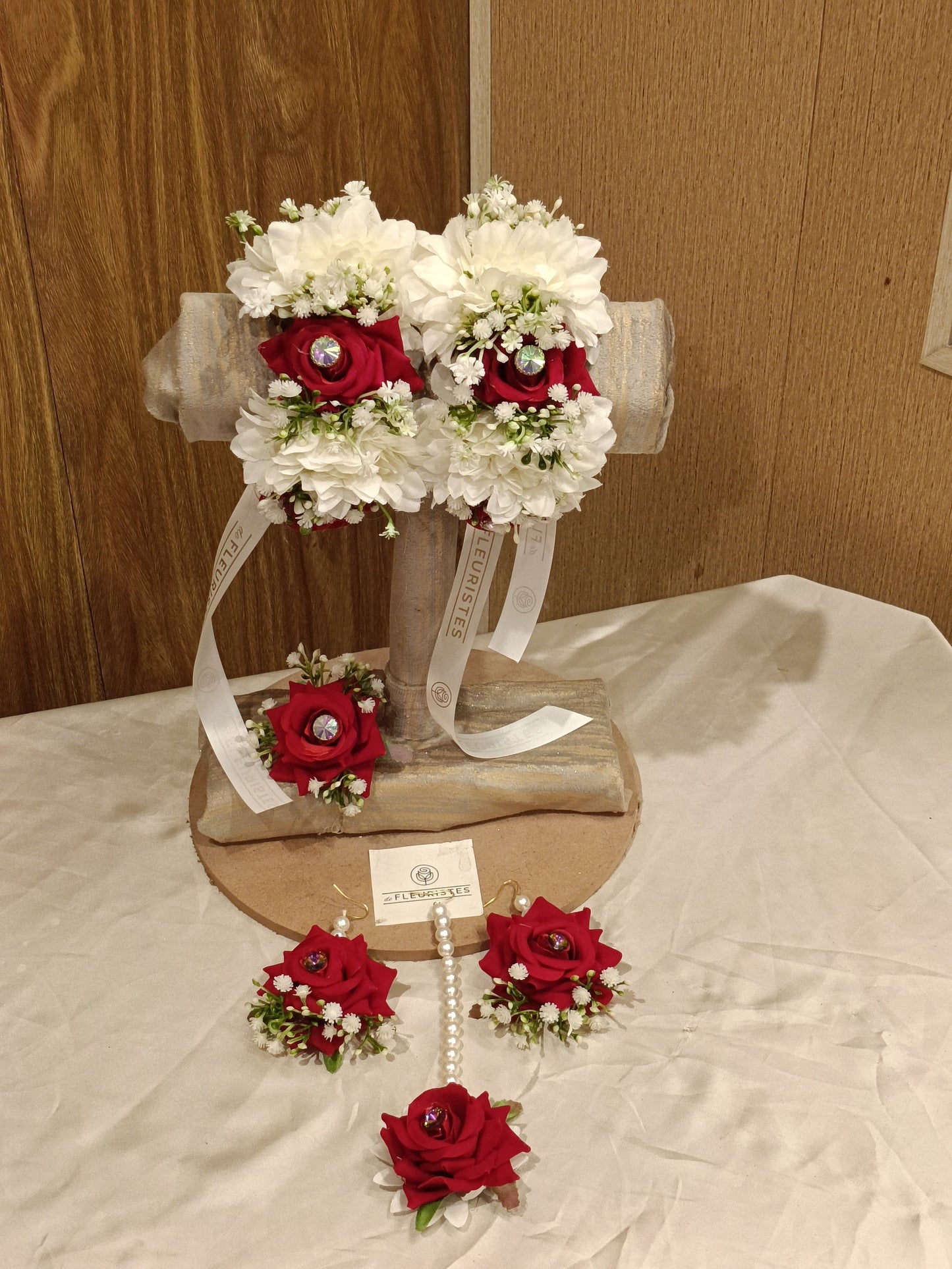 Elegant Red Rose & White Bloom Floral Jewelry Set