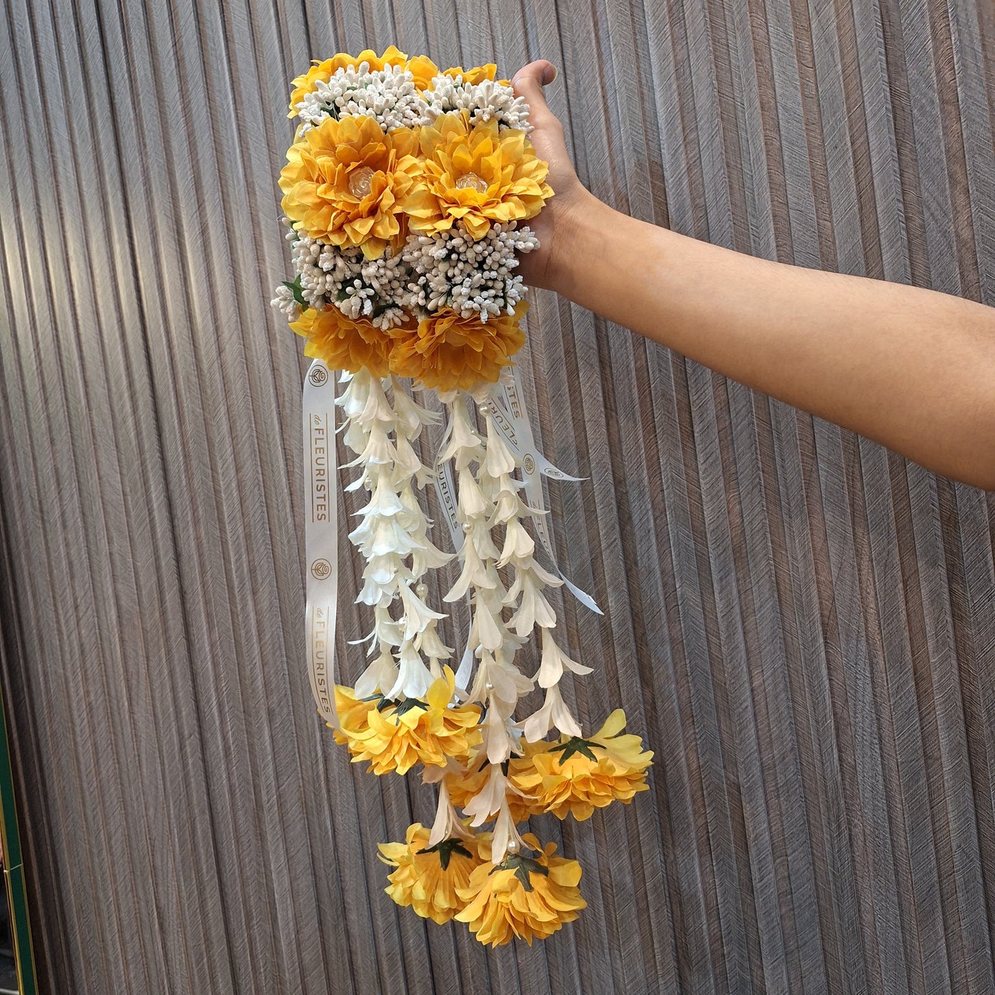 Elegant Marigold & Jasmine Floral Garland (Gajra Set)